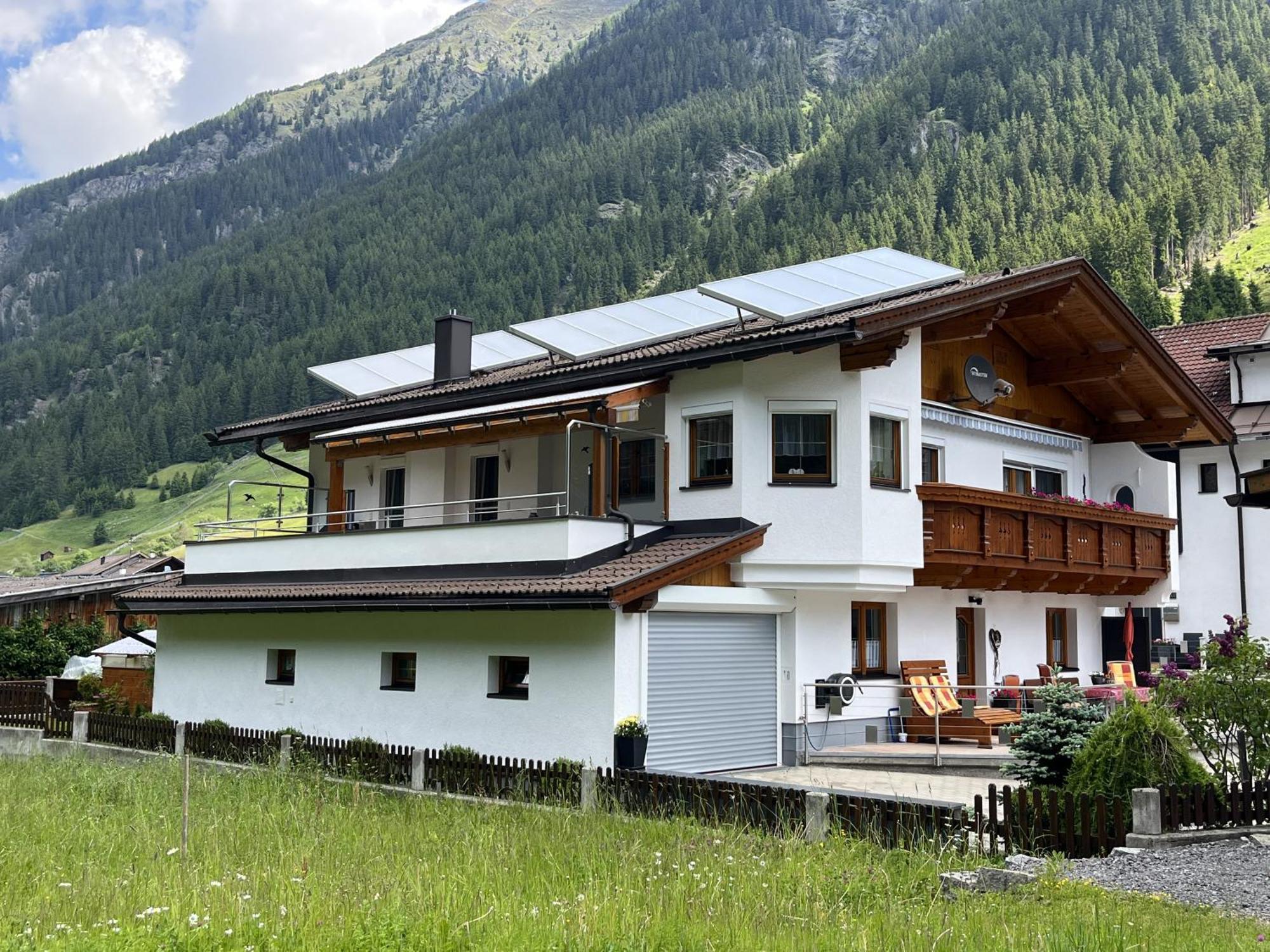 Apartment Familie Thomas Und Angelika Melmer Sankt Leonhard im Pitztal Exterior photo